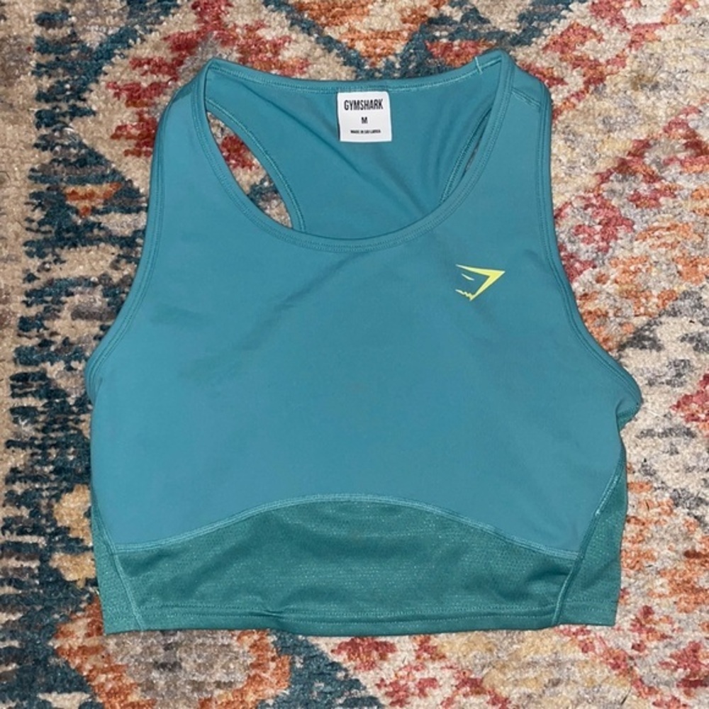 Gymshark woman’s training top - medium new